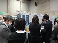 学術大会でのポスター展示の様子